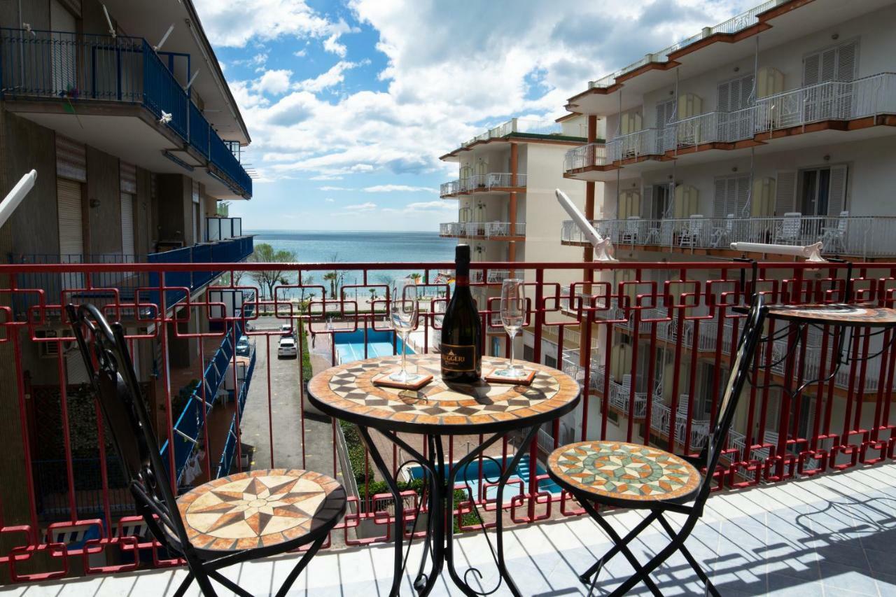 Panorama Host - Domus Amalfi Coast Apartman Maiori Kültér fotó