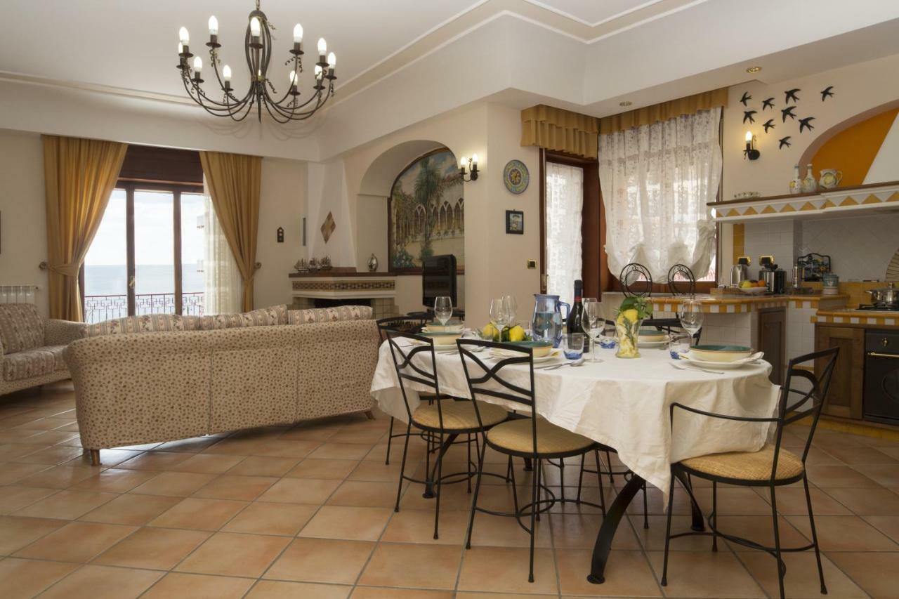 Panorama Host - Domus Amalfi Coast Apartman Maiori Kültér fotó