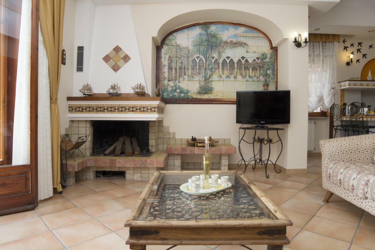 Panorama Host - Domus Amalfi Coast Apartman Maiori Kültér fotó